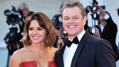 Matt Damon, însoțit de fiicele sale și de soția sa, Luciana, într-un moment rar pe covorul roșu, la premiera filmului The Rip