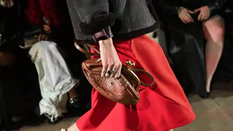 6 Tendințe esențiale de la London Fashion Week FW26