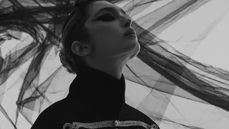 Editorial fashion: Chaos