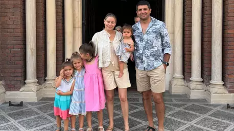 Laura Cosoi, adevărul despre relațiile din familie și realitatea din spatele fotografiilor: "De ce ne încurcăm în reproșuri"