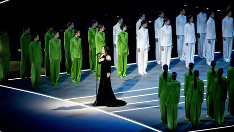 În culisele ceremoniei de deschidere a Jocurilor Olimpice, alături de designerul Daniel Gavrilă