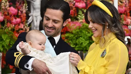 Prințul Carl Philip al Suediei și soția sa, Prințesa Sofia, imagine adorabilă cu fiica lor, Prințesa Ines