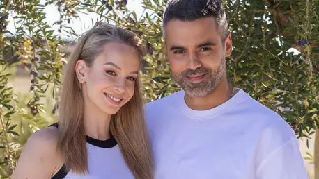 Răzvan Bănică, confesiune inedită despre începutul relației cu soția lui, Sandra Izbașa. Declarația cu care și-a surprins fanii: "Deși pare clișeic și rupt din filme..."