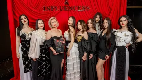 Spectacolul modei și al tradiției reinterpretate, pe scena Leaders & Influencers Awards