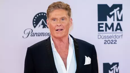 David Hasselhoff, surprins în scaun cu rotile. Ce s-a întâmplat cu actorul din Baywatch