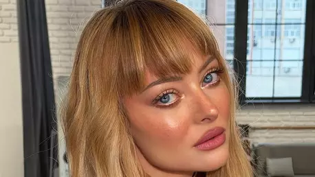Delia, imagini îndrăznețe pe Instagram. Cum s-a pozat artista în costum de baie