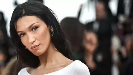 Bella Hadid trece printr-o nouă criză provocată de boala Lyme: "Nimic nu mă ajută"