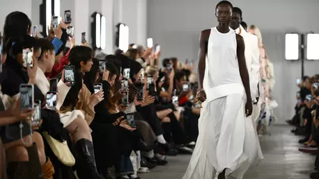 Talia joasă: tendința care schimbă proporțiile în SS26