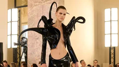 Schiaparelli Couture FW26/27: când haute-couture-ul sfidează tehnologia