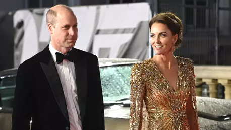 Kate Middleton și Prințul William, surprinși în rare ipostaze tandre. Imaginile au devenit virale