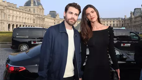Paul Wesley, cunoscut din serialul The Vampire Diaries, și Natalie Kuckenburg s-au căsătorit în secret