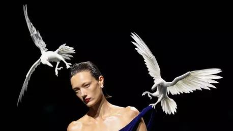 Robert Wun Couture FW26: copilăria, reinterpretată prin haute-couture