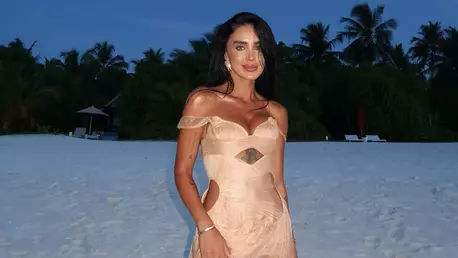 Adelina Pestrițu a postat mai multe imagini din vacanța în Maldive. Ce detaliu au observat, însă, fanii și ce a dezvăluit vedeta: "Trebuie să vă anunț că..."