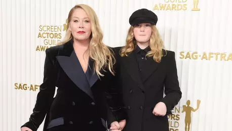 Christina Applegate s-a întors acasă după patru luni de spitalizare. Cum a întâmpinat-o fiica sa