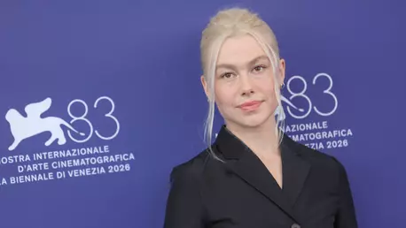 Phoebe Bridgers, apariție fără filtre la Festivalul de Film de la Veneția. Detaliul care a strârnit controverse