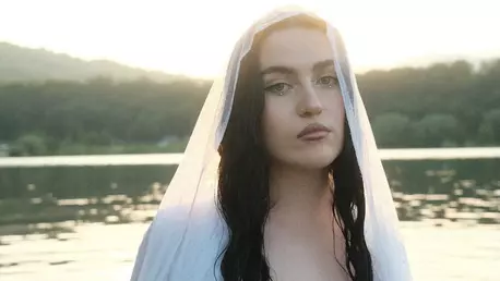 Românca Teodora Sava a întors toate scaunele la "The Voice UK". Artista a impresionat întregul juriu