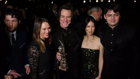 Jim Carrey s-a căsătorit cu partenera sa, Min Ah