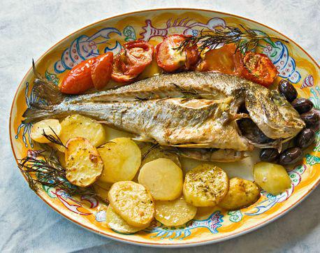 SaramurÄ De Peste Cu GarniturÄ De Cartofi Retete Culinare Romanesti Si Din Bucataria Internationala