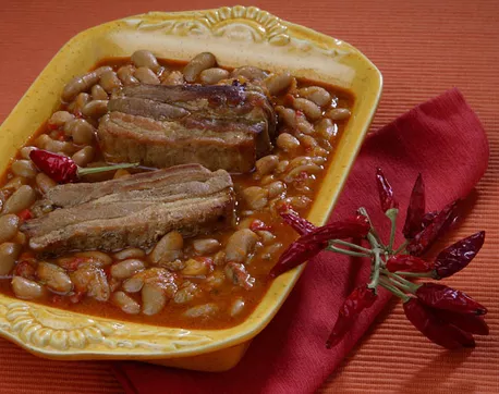 Iahnie de fasole cu costiţă - Retete culinare - Romanesti si din Bucataria  internationala