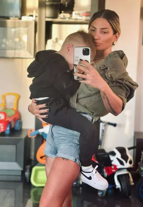 ana-dobrovie-survivor-3