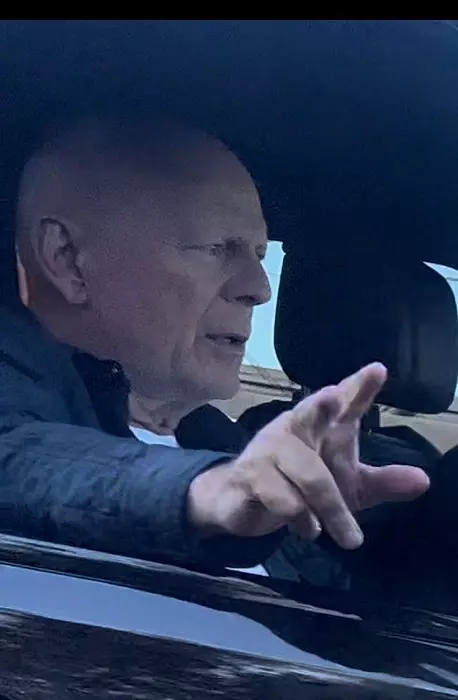 *EXCLUSIVE* Bruce Willis is seen cruising around Brentwood