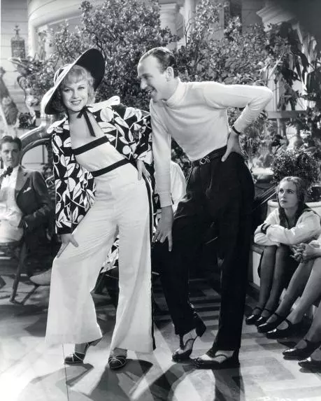 „Flying Down to Rio” (1933) a fost prima producție în care Fred Astaire și Ginger Rogers au dansat împreună, scena fiind filmată în interiorul hotelului. Ei sunt recunoscuți ca fiind unii dintre cei mai puţin pretenţioşi oaspeți.