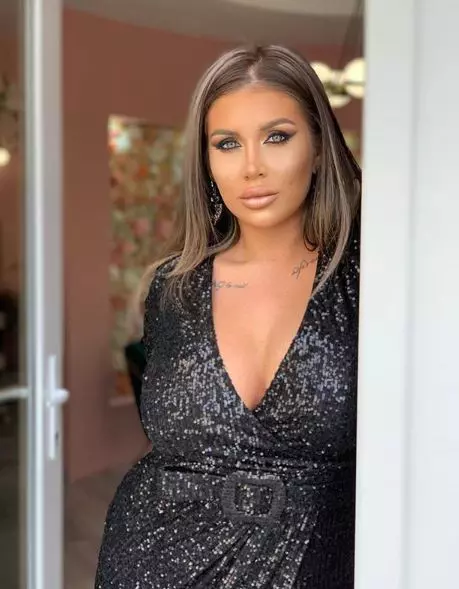 Alexandra-de-la-Insula-iubirii