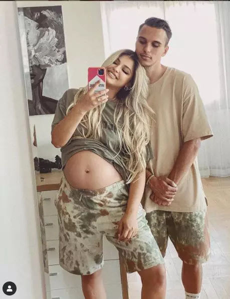 Irina-Deaconescu-a-născut-5