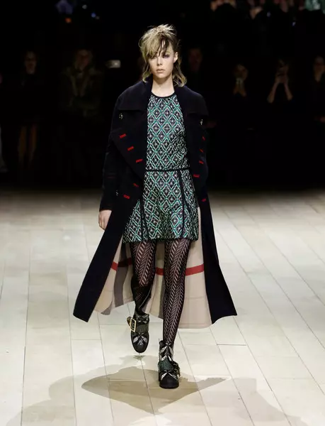 Burberry colectia toamna iarna 2016-2017 (4)