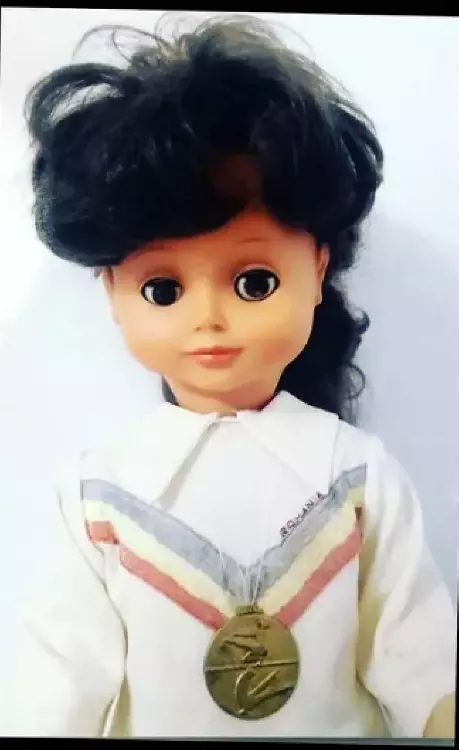 papusa-Nadia-Comaneci