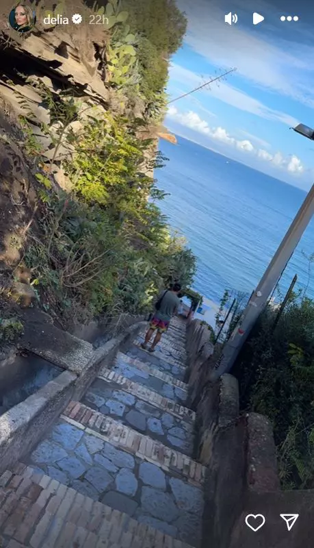 Delia, imagini din vacanța în Procida, Italia  (21)