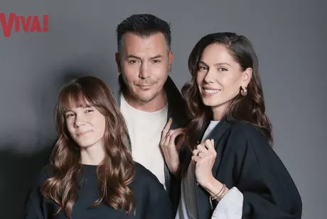 Irina, Diana și Răzvan Fodor, prima copertă de familie în VIVA! de septembrie: „Pur și simplu ne iubim. Încă ne place foarte mult să fim împreună. Pare puțin, dar nu e deloc puțin după aproape 20 de ani“ / EXCLUSIV