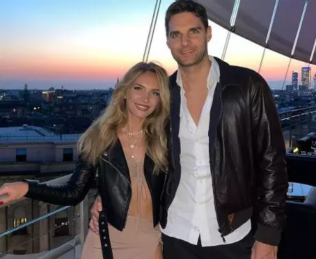 ispite-cuplu-insula-iubirii