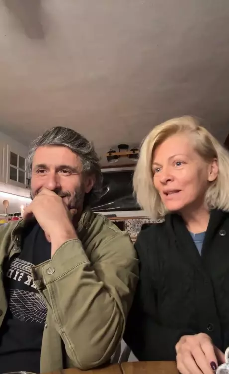 dana nalbaru 49 de ani 1
