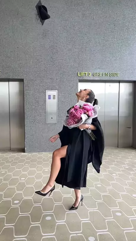 Alexia-Eram-a-absolvit-facultatea-6