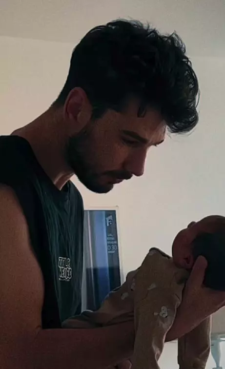 Theo Rose, noi imagini emoționante cu fiul său. Ce a făcut Anghel Damian prima dată când l-a văzut pe Sasha