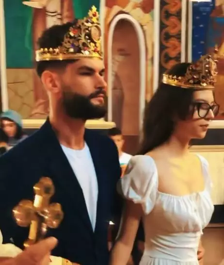 cleopatra-s-a-maritat