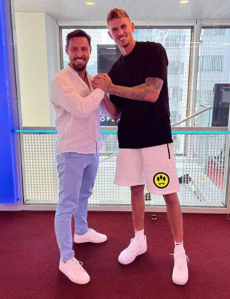 alex-delea-viata-amoroasa-5