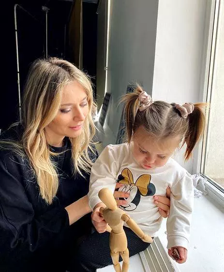 2Laura-Cosoi-si-Rita