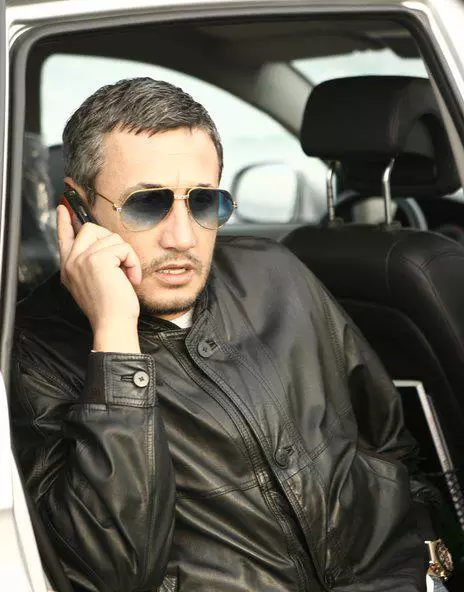 Joshua Castellano s-a despărțit (5)