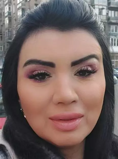 adriana bahmuteanu 3