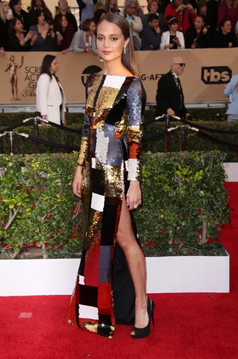 Alicia Vikander