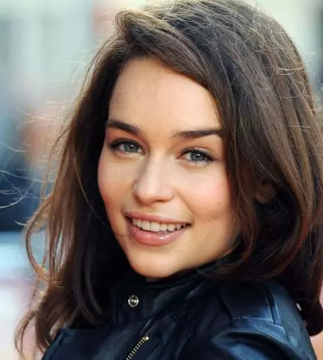Emilia Clarke („Urzeala tronurilor”) a avut un anevrism cerebral 