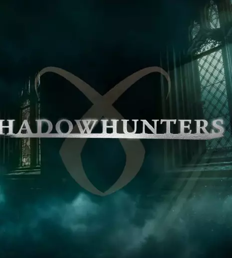 A apărut primul trailer al serialului „Shadowhunters”