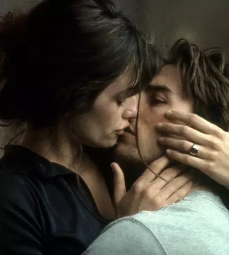 Recomandarea TVmania pentru seara de joi, 15 martie: „Vanilla Sky”, cu Tom Cruise și Penelope Cruz