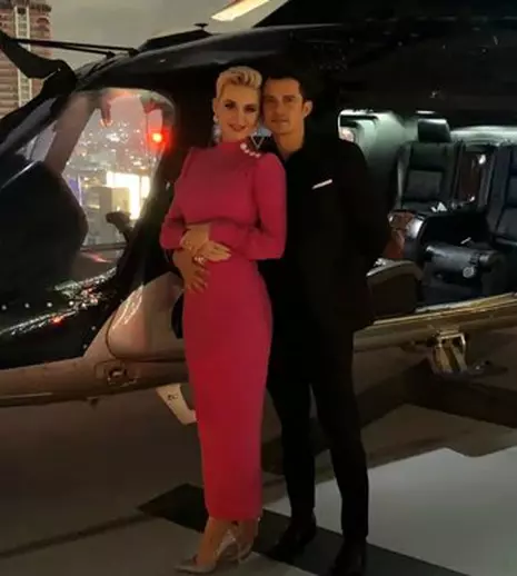 Katy Perry dezvăluie cum a fost cerută în căsătorie de Orlando Bloom