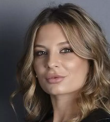 Ana Baniciu visează la o nuntă altfel: „Mi-ar plăcea să se întâmple pe o plajă pustie!”