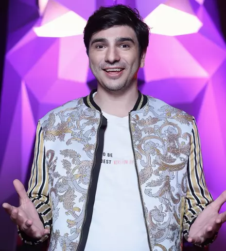 Dezvăluiri neașteptate! Ce l-a convins pe Alex Bogdan să se alăture show-ului „Masked Singer”: „Veneam și gratis la PRO!” |EXCLUSIV
