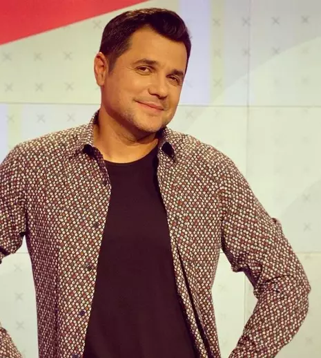 Cove, apariție specială într-un sitcom de la TV. „E greu să îți joc propriul rol”