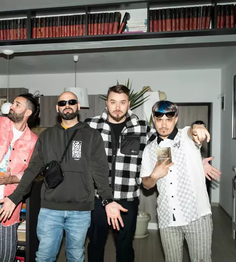 Videoclip cu buget redus. Smiley și Șatra B.E.N.Z au filmat un clip doar cu telefonul
